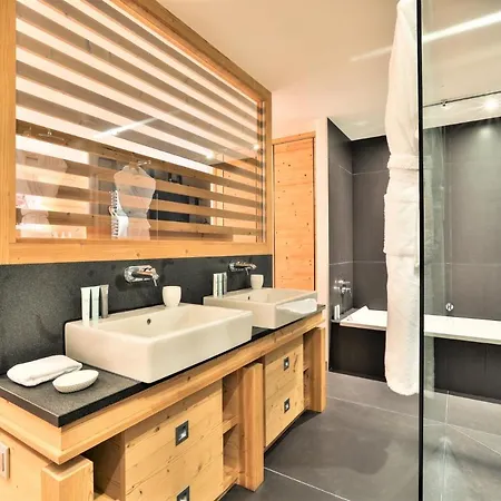 Black Diamond Chalet Chalet *