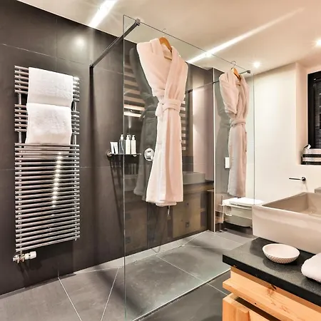 Black Diamond Chalet Chalet *