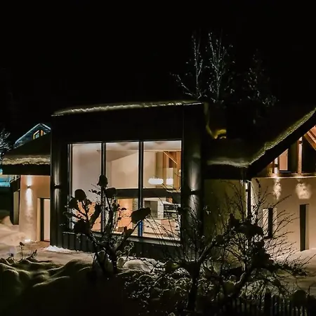 Domek alpejski Black Diamond Chalet *